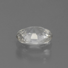 1.01カラットの天然ホワイトジルコン（6.8×5 mm・オーバルカット）