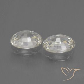 Shop natural 2.62ct ウォームホワイト ジルコン gems, 楕円形, from カンボジア at GemSelect. In stock, global shipping!