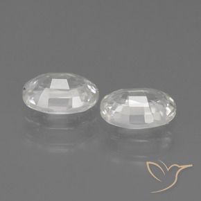 Shop natural 2.41ct ホワイト ジルコン gems, 楕円形, from カンボジア at GemSelect. In stock, global shipping!