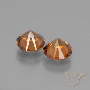 Shop natural 3.80ct ミディアムオレンジ ジルコン gems, ラウンド, from カンボジア at GemSelect. In stock, global shipping!
