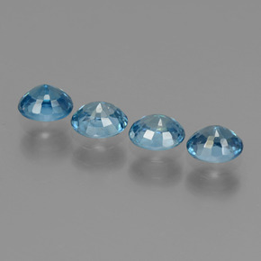 2.44カラットの天然ブルージルコン（5×4.1 mm・オーバルカット）