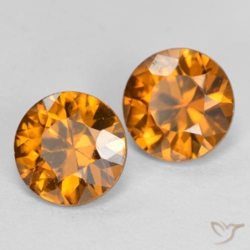 Shop natural 2.32ct ミディアムダークオレンジ ジルコン gems, ラウンド, from カンボジア at GemSelect. In stock, global shipping!