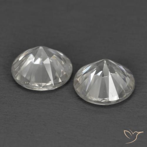 Shop natural 2.23ct ホワイト ジルコン gems, ラウンド, from カンボジア at GemSelect. In stock, global shipping!