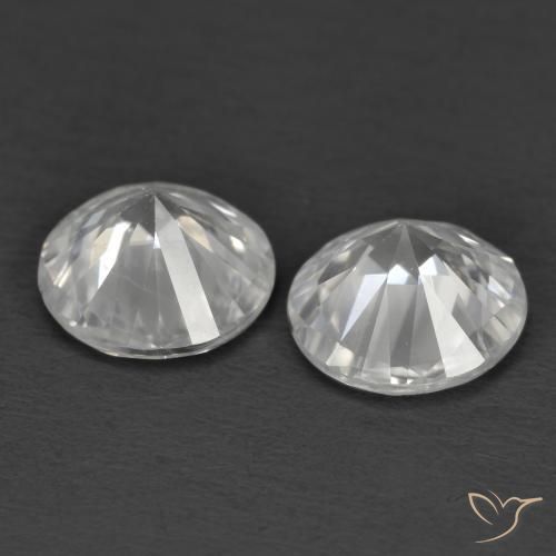 Shop natural 2.06ct ホワイト ジルコン gems, ラウンド, from カンボジア at GemSelect. In stock, global shipping!