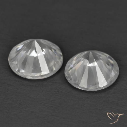 Shop natural 2.34ct ホワイト ジルコン gems, ラウンド, from カンボジア at GemSelect. In stock, global shipping!