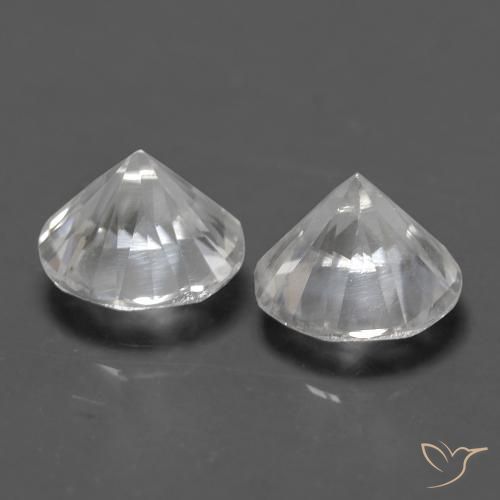 Shop natural 1.51ct ホワイト ジルコン gems, ラウンド, from カンボジア at GemSelect. In stock, global shipping!