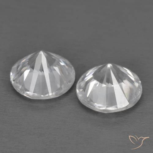 Shop natural 2.40ct ホワイト ジルコン gems, ラウンド, from カンボジア at GemSelect. In stock, global shipping!