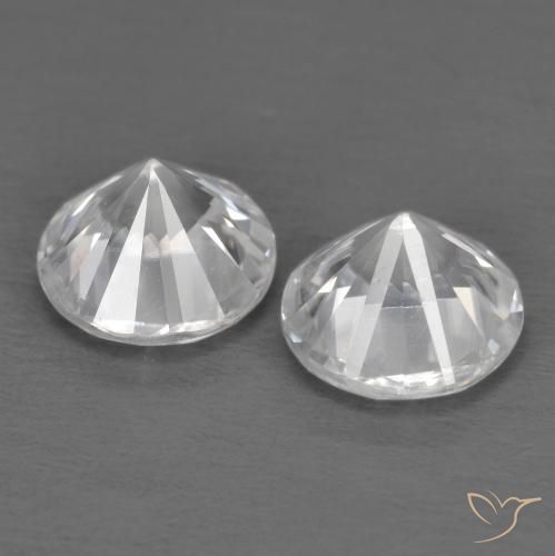 Shop natural 2.51ct ホワイト ジルコン gems, ラウンド, from カンボジア at GemSelect. In stock, global shipping!