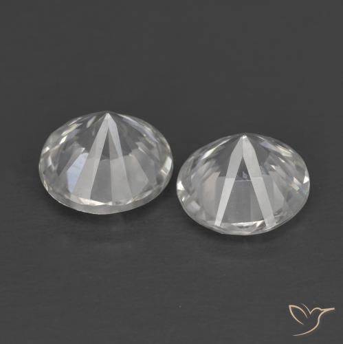 Shop natural 2.46ct ホワイト ジルコン gems, ラウンド, from ミャンマー at GemSelect. In stock, global shipping!