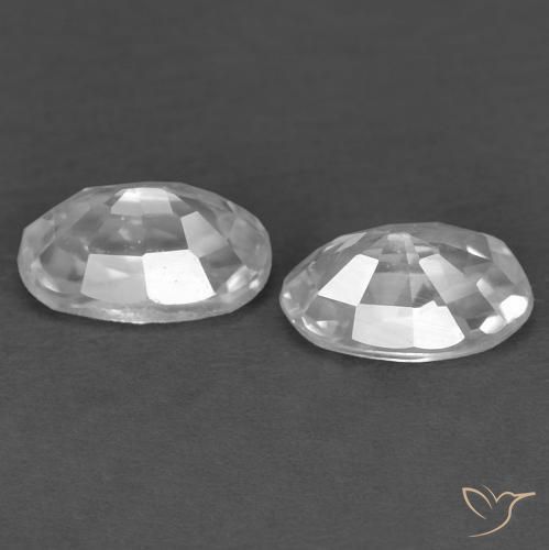 Shop natural 0.88ct ホワイト ジルコン gems, 楕円形, from カンボジア at GemSelect. In stock, global shipping!