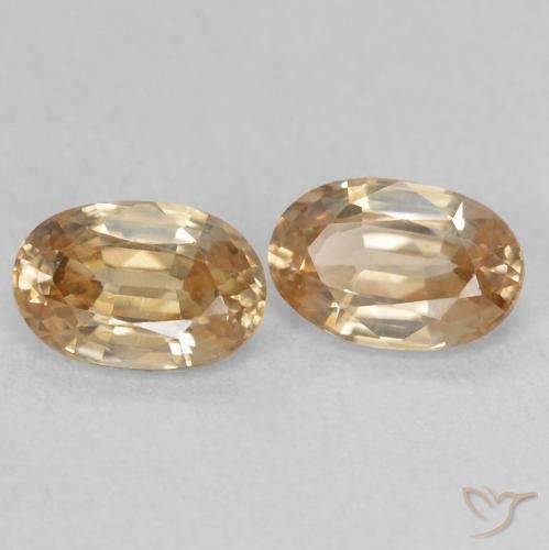 Shop natural 1.37ct 薄いピーチゴールデン ジルコン gems, 楕円形, from コロンビア at GemSelect. In stock, global shipping!