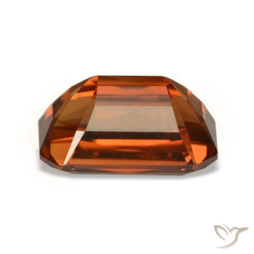 6.24カラットの天然赤みがかったオレンジジルコン（11.3×7.2 mm・エメラルドカット）