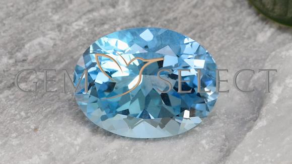 21.97カラットの天然スイスブルートパーズ、オーバルカット、VVS